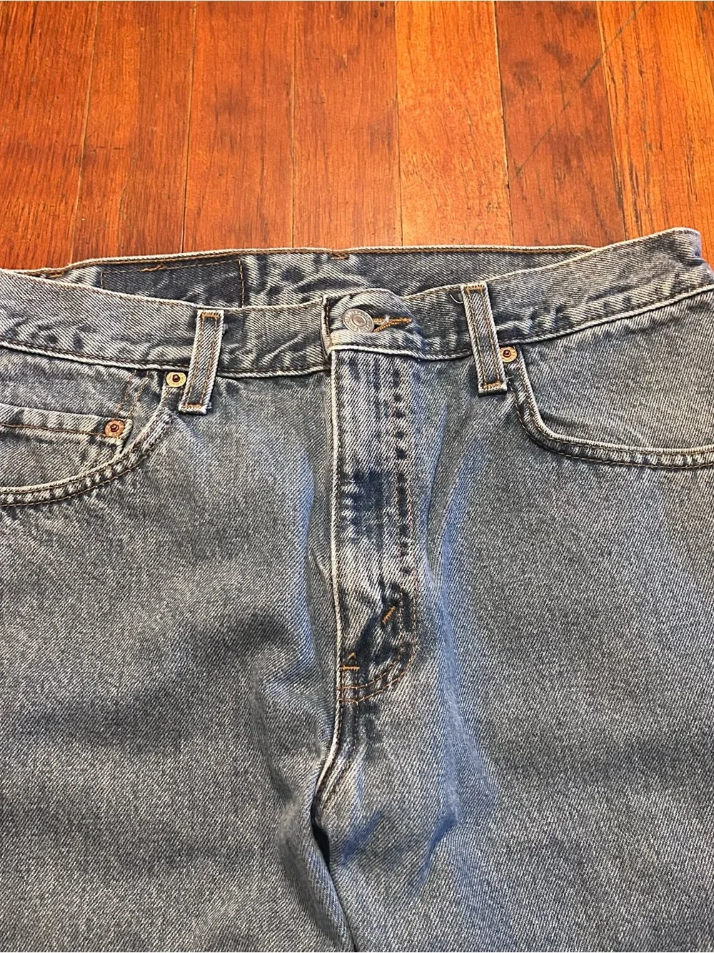 Vintage Levi’s 505 Regular Fit Straight Leg Red Tab Faded Blue Denim Jeans 30x30